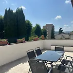 Pia Apartamento